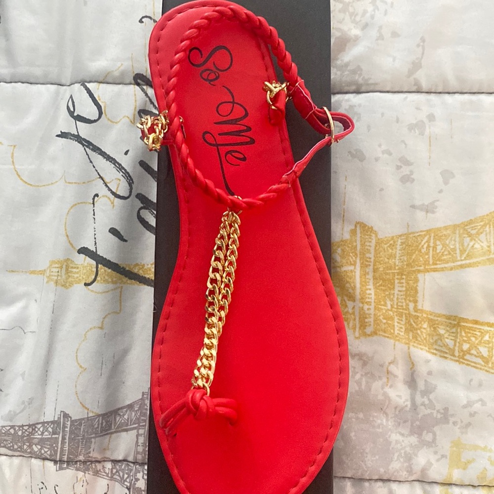 Chain red sandle size 8